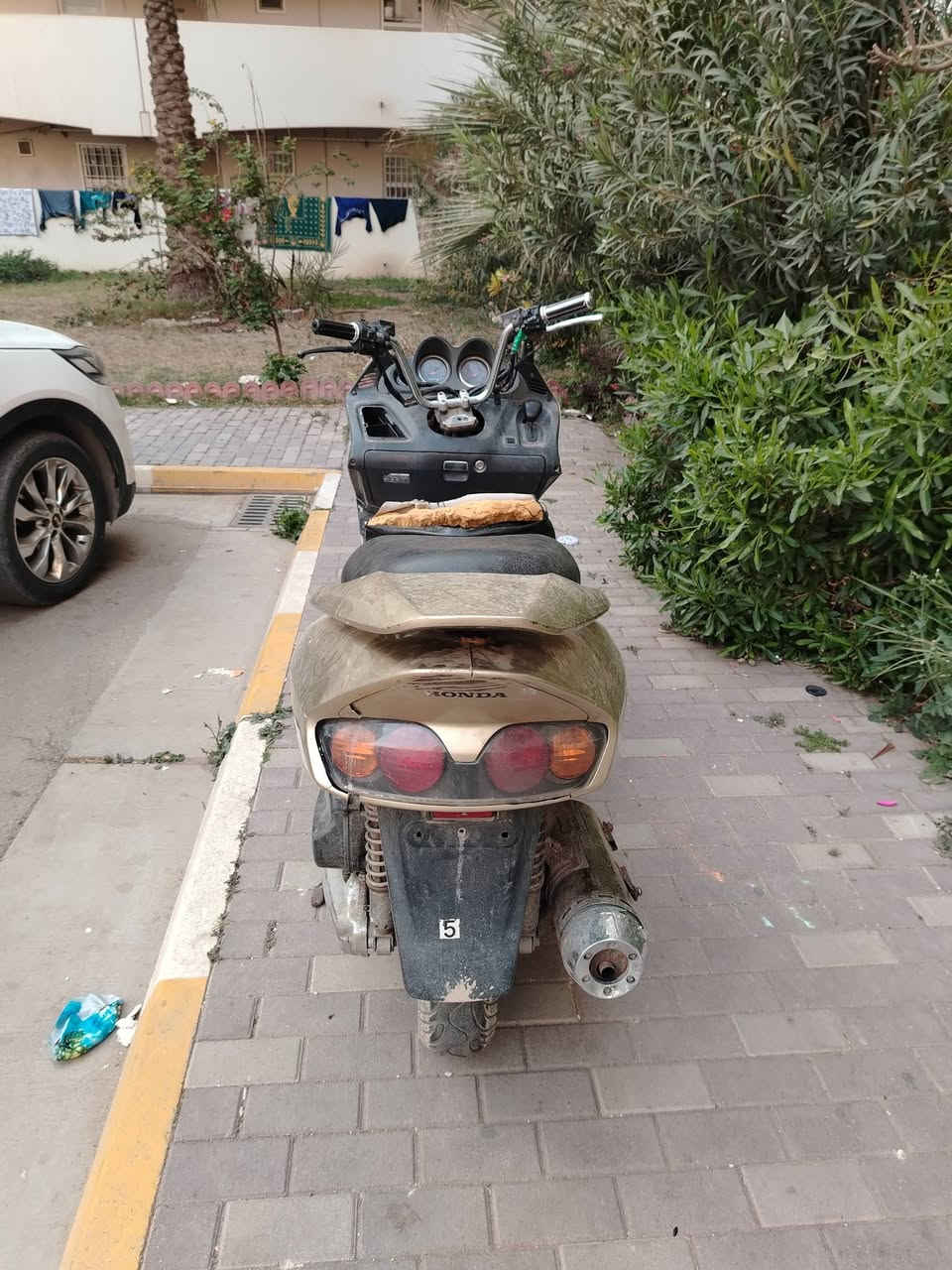 سلام عليكم
فورزا 06 ABS للبيع
مكينة لا تبخير ولا نضوح ولا تنقيص
حماوة ثابتة اقل من النص (مكفولة)

كهربائيات شغالة

شلعة ومعدل يخبل

مثل ما موضح بالصورة يرادلها بس كفر امامي باقي الكفرات نضيفة

سعر 400
بغداد مجمع بسماية 
***********
