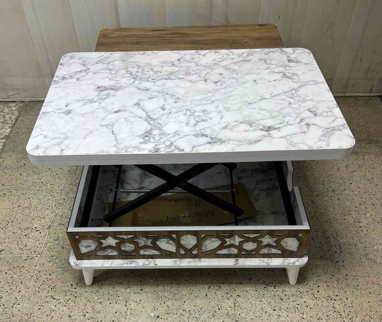 طبله وسطيه وتصير ميز طعام
السعر ١٣٥ الف 
@إشارة


**إذا كنت صاحب هذا الإعلان وتريد حذفه لأي سبب، رجاءا أرسل رسالة إلى الدعم الفني**