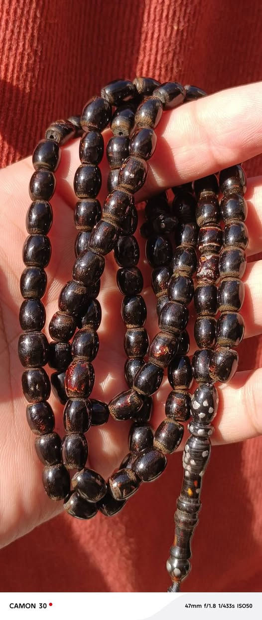 السلام عليكم سبحه يسر مصري ١٠١فاير يخبل السعر 75 بصره ***********
