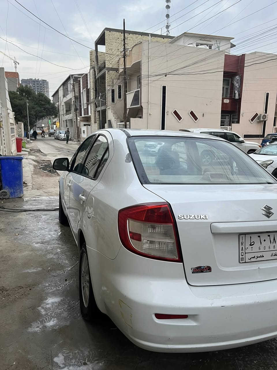 السلام عليكم 
سزوكي يابني sx4 2014
محرك 1600
السيارة خير من اللهمال بيت عليهه ادامة كاملة  كير محرك تبريد ثلج كله بشرط 
حادثهه باب الورة عكس السايق والجاملغ الي يمة  حادثهه كلش بسيط  بس  انرشن صبغ 
السيارة بسمي  سنوية مساقطة رقم بغداد 
السعر 74 
الرقم 
***********
