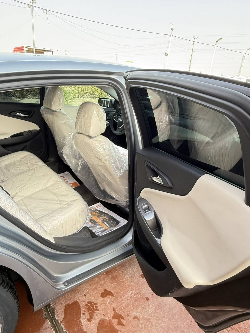 ماليبو
موديل 23

حادث جاملغ بنيد قطعتين

حره 

مابيها كل نقص السياره تخم تاير جديد 

LT

مواصفاته تبريد قطعتين تشغيل عن بعد ويل كب كروم

السعر125 

مكاني الناصريه الشطره

***********
