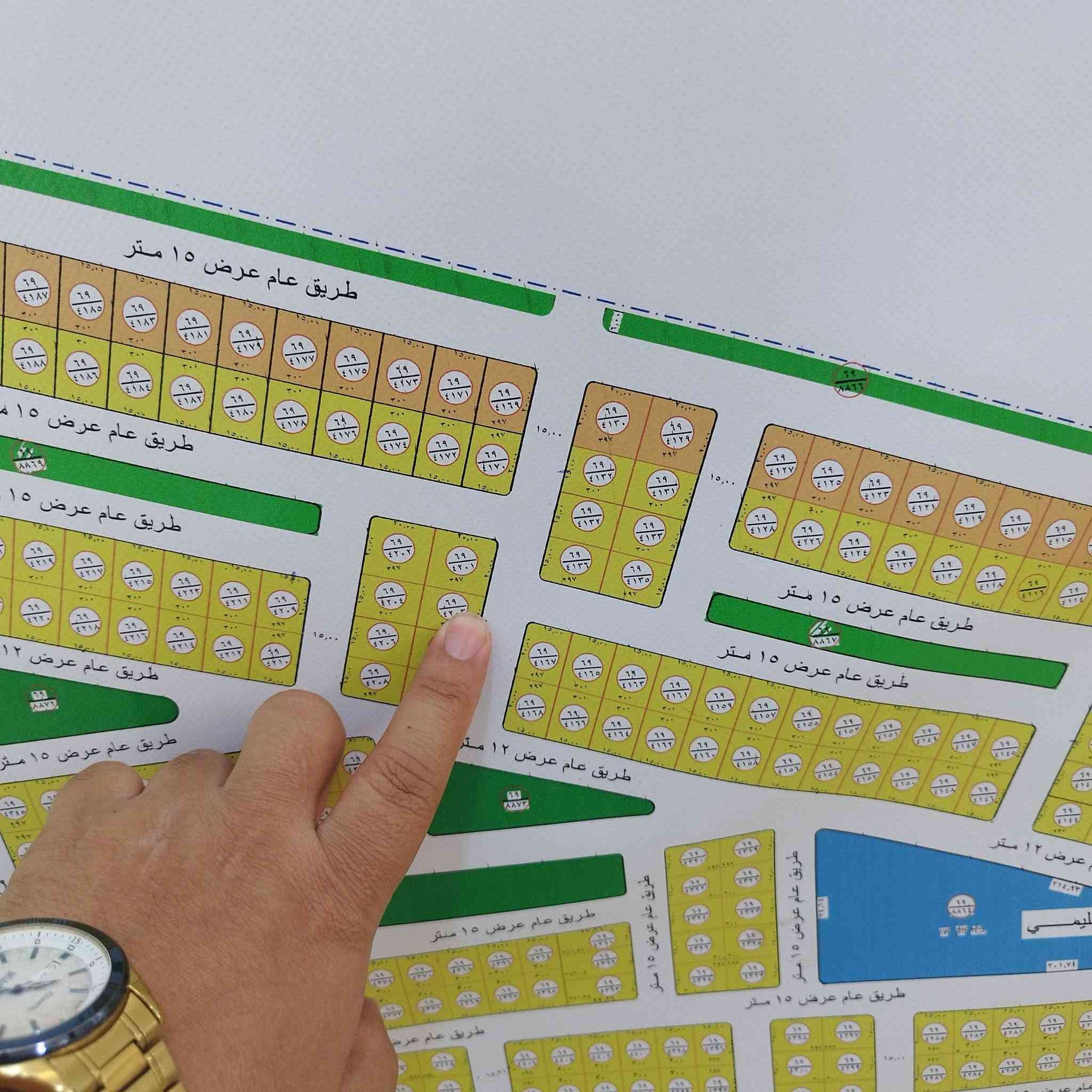 🏡🔥 عرض مميز من مكتب الرمال للعقار 🔥🏡
📍 قطعة أرض للبيع – الكرمة

📌 مقاطعة 69 الصبيحات

🔹 المساحة: (   300   ) م² 

🔹 الواجهة:  (  15    ) متر

🔹 النزال:    (   20    ) متر

🔹 عرض الشارع: (     15   ) متر مربع ال 4000 الاف

🔹 الموقع: قريبه من الشارع الرئيسي 

🔹 موقع راقٍ وهادئ ومناسب للسكن  أو الاستثمار

🔹 سند رسمي أصولي ومضمون ✅ قرب مدينة الجواهري✅ 

💰 السعر: (   27  مليون     )  قابل للتفاوض 

السعر مناسب ومنافس – قابل للتفاوض للجادين فقط

⚡ فرصة لا تعوض في منطقة مرغوبة وتشهد إقبال كبير

📞 للاستفسار والحجز:

مكتب الرمال للعقار

📍 الفلوجة – شارع 60 – مجاور نادي الصمود

📩 مراسلتنا خاص أو الاتصال على الرقم: 

☎️ ***********واتساب 

☎️ ***********

☎️ ***********
