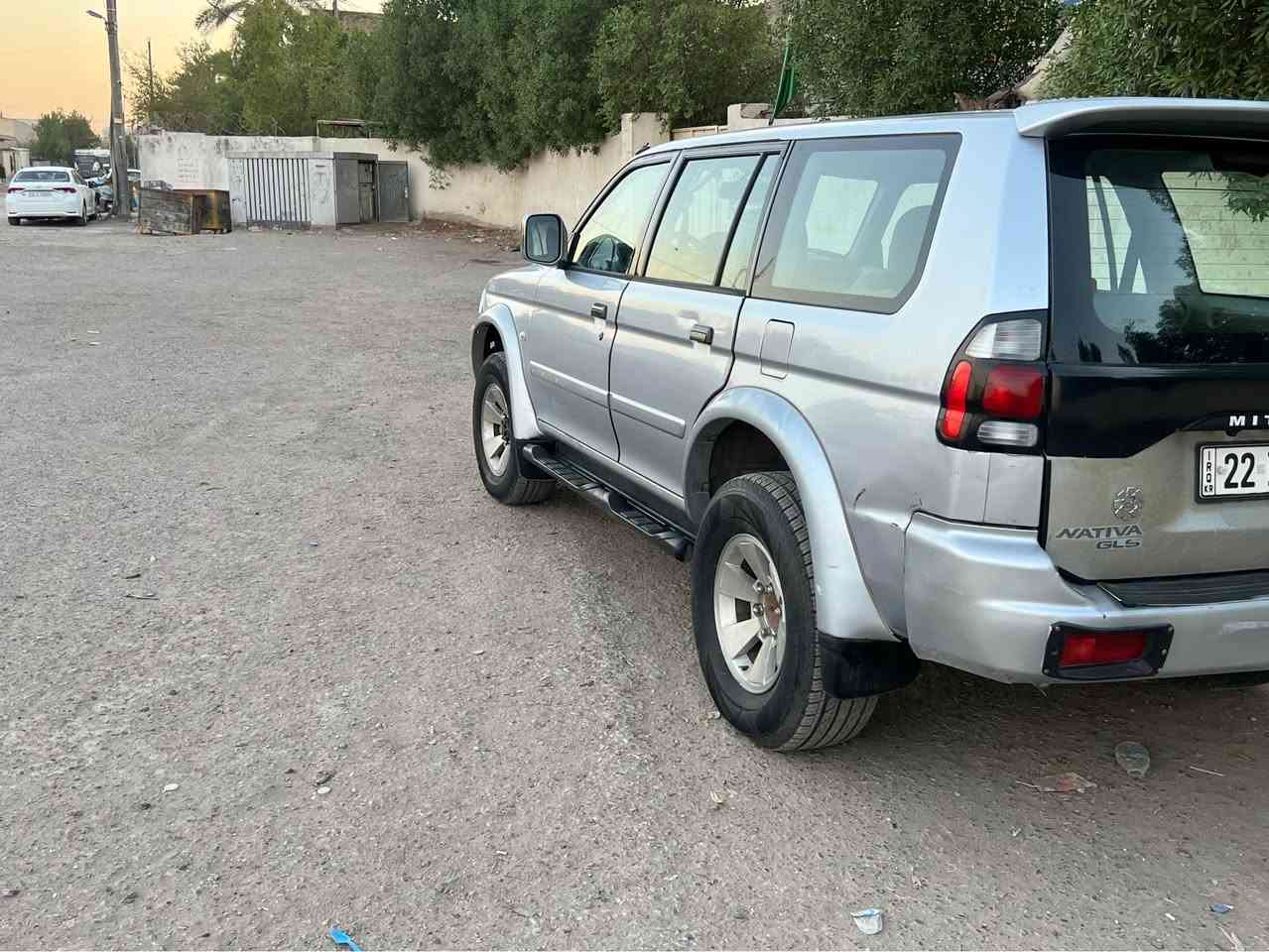 ميسبوشي موديل 2008 
موصفات 
تحكمات ستيرن 
مانع نزلاق 
شاشة 
كامرة 
سيارة جاهزة مكينة وكير خير من اللاه بيهة صبغ بس جملغ والباقي كفالي رايدهة 72 وبيهة مجال الطيبين واي ستفسار نتصال علة هذة رقم *********** مكلف بل نشر بغداد, العراق
