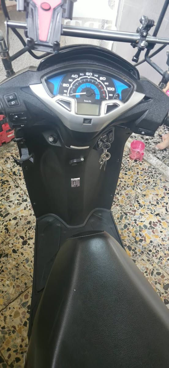 دراجه هوندا للبيع مرقم رقم اربيل رمبه مكينه 125 ما ماشيه مثل ما مبين بل صوره فول مواصفات دراجه خدميه وما تعبك سعر ١٧ ورقه و بيها مجال للشراي رقم وسنويه تحويل ثاني يوم


**إذا كنت صاحب هذا الإعلان وتريد حذفه لأي سبب، رجاءا أرسل رسالة إلى الدعم الفني**