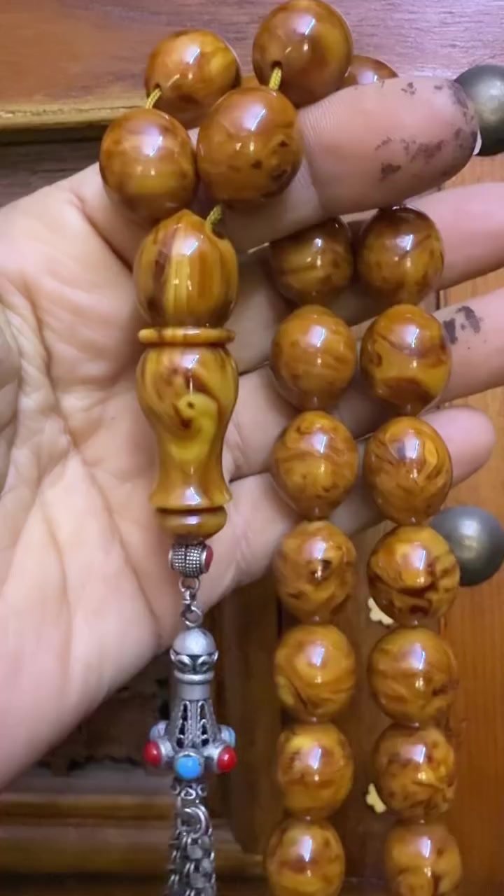 سندلوس الماني قديم 149 غرام السعر الف دولار نهايته


**إذا كنت صاحب هذا الإعلان وتريد حذفه لأي سبب، رجاءا أرسل رسالة إلى الدعم الفني**