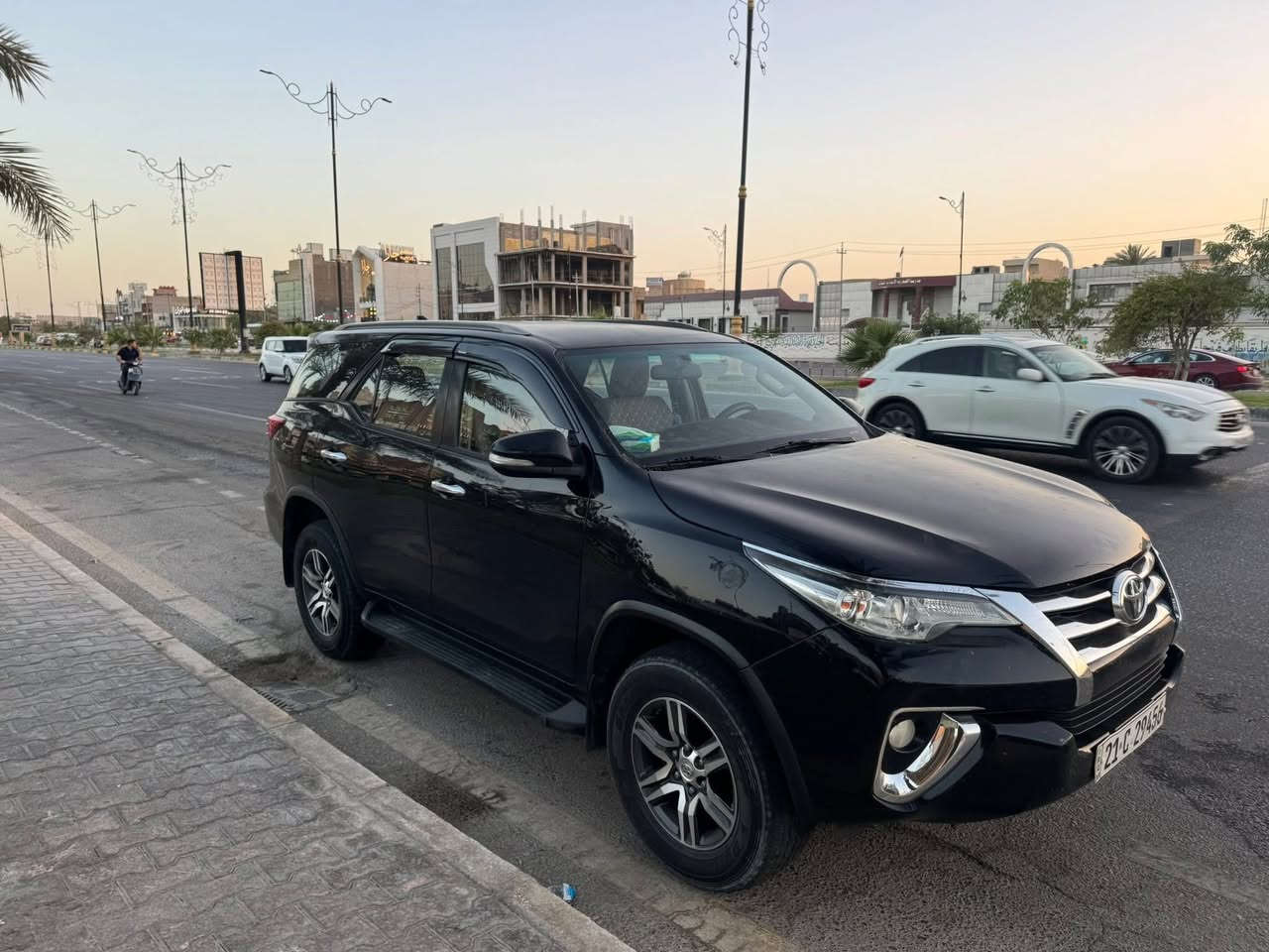 السلام عليكم…

فورتنشر 2017

محرك 4سلندر 2700

ماشيه 188000

رقم سليمانية 

بدون ضرر فقط البنيد جارد

السعر (230$) وبيه مجال

للأستفسار 

***********

مكان السياره كربلاء
