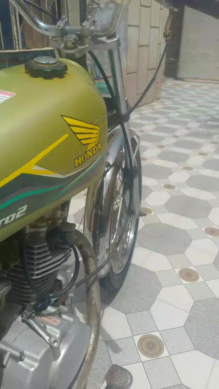 سلام عليكم دراجه للبيع موديل 20
سعر 450وبيهه مجال اوراق أصولي كامله


**إذا كنت صاحب هذا الإعلان وتريد حذفه لأي سبب، رجاءا أرسل رسالة إلى الدعم الفني**