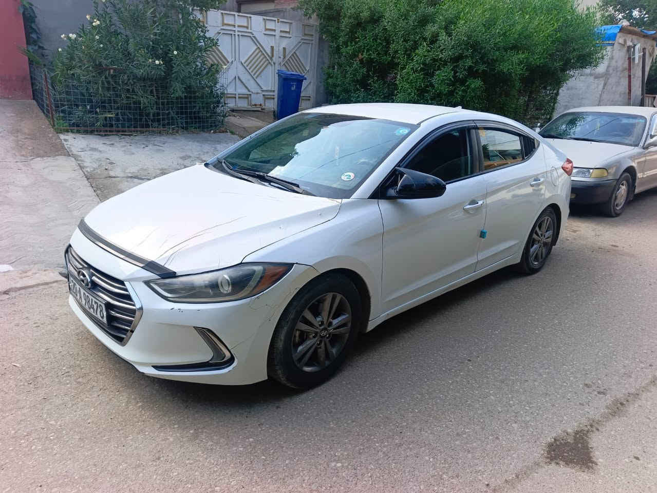 للبيع النترا 2017 وارد امريكي
مكينة 2000 دوش 
لون أبيض 
رقم ديالى دولي تحويل مباشر 
زنون ابيض عالي و ناصي
شاشة اندرويد
تحكم استيرن 
ويل كب

كير مكينة خير من الله 

بدون دواخل وبدون ايرباك 
بيها اماكن واكع صبغ 

السيارة جاهزة و ماناقصها شيء 
السعر 120 ورقة وبيها مجال 

مكان السيارة ديالى 
بعقوبة 
للتواصل 
***********
