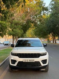 جيب 2023 بلاك توب مكينة 3600  سلايد  كشنات كهرباء  رادارات  نقاط عمياء...