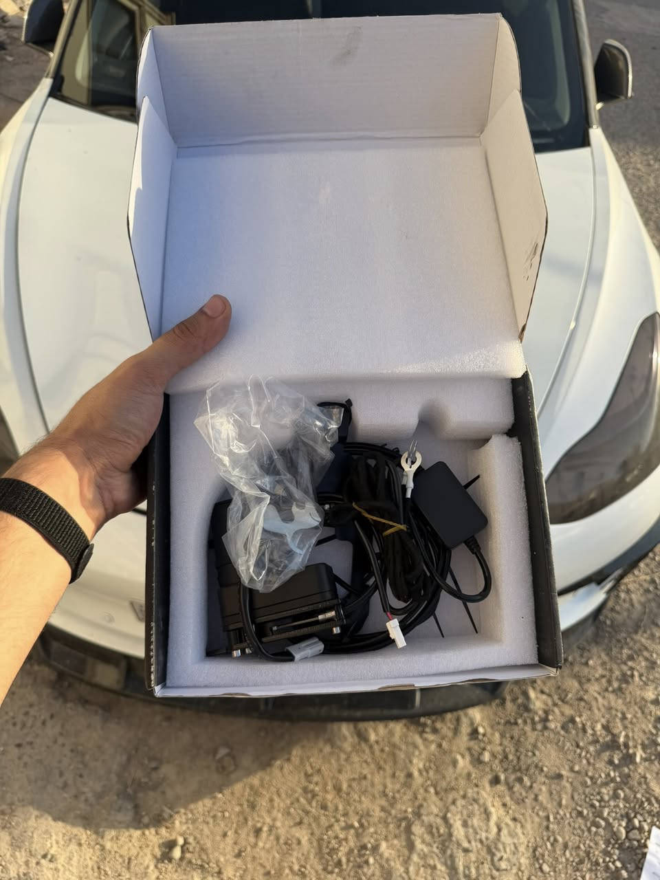 شلونكم حبايب
قفل بنيد شفط 
يعني تسده من لشاشه يصير 
يرهم ع y و 3 
ب 40 الف دينار 

قاعده شاشه خلفيه 
بيها شحن منفذين تايب سي وايفون سريع 60
يرهم ع شكل الجديد ال y و 3 ويرهم ع ااي شادين شاشه فقط 
ب 15 الف بس


**إذا كنت صاحب هذا الإعلان وتريد حذفه لأي سبب، رجاءا أرسل رسالة إلى الدعم الفني**