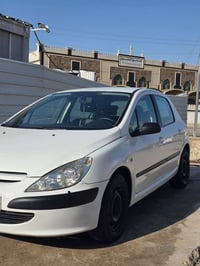أ السلام عليكم بيجو موديل 2005//307  رقم السياره بغداد السياره خير من ...