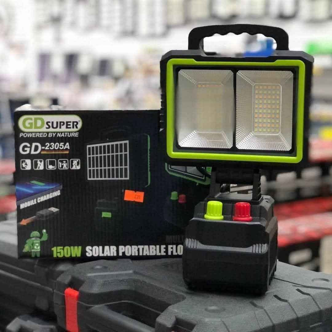 كشاف محمول يعمل بالشحن بالطاقة الشمسية ☀️أو الكهرباء 🔌
موديل GD-2305A
🔰 كشاف محمول 
🔰إضاءة عالية شديدة السطوع
🔰يمكنك التحكم بشدة الضوء  ولون الضوء 
🔰استطاعة 150 واط
🔰 مزود بلوح طاقة مدمج لشحن البطارية
🔰 بطارية تدوم طويلًا 8000 ميلي أمبير ⚡
🔰 مخرج USB لشحن الموبايل للطوارىء الدار البيضاء, المغرب


**إذا كنت صاحب هذا الإعلان وتريد حذفه لأي سبب، رجاءا أرسل رسالة إلى الدعم الفني**
