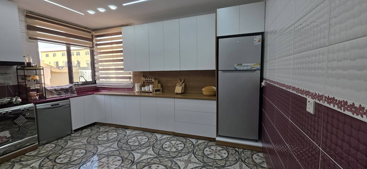 سڵاوی خوای گەورە لە هه مو لایەک 

کارگەی دارتاشی کاروان . دروستکردنی  سێتی کەوانتەر متطبخی تورکی  بە موادی mdfی تورکی  بە جوانترین  و مۆدەترین شێوە   .بە کونجاوترین وهەرزانترین نرخ لە خزمەتتانداین 
نرخی یەک مەتری بان وبن ..تەنها (150)دۆلار 
ئیش بۆ هەمو شارەکانی کوردستان اکەین 
گەیاندن  بێ بەرامبەرە 
ناونیشان ناحیەی تەکیە 
بۆ پەیوەندی 
***********واتس اب
*********** ڤایبەر السليمانية, العراق
