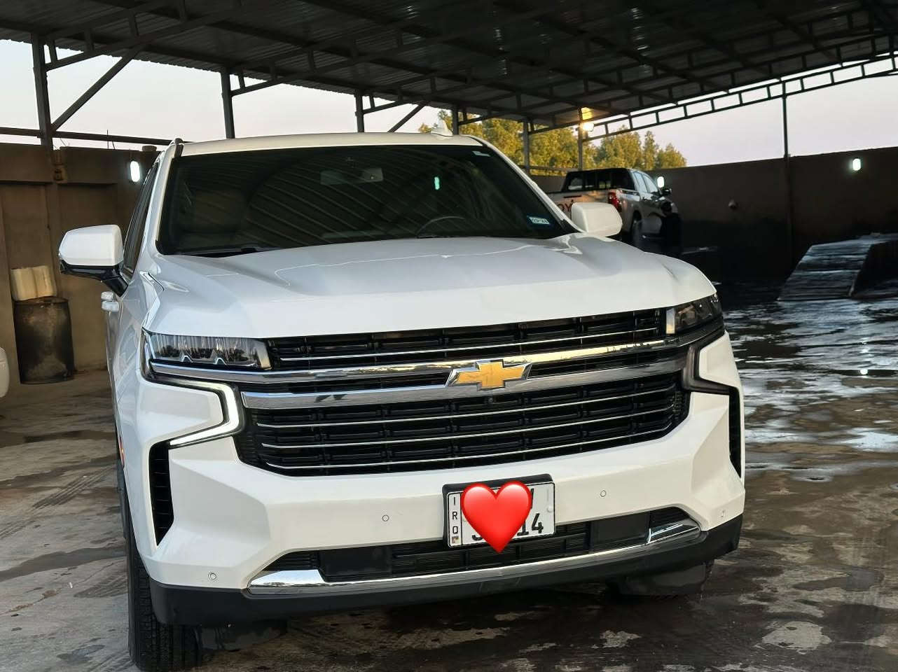 السلام عليكم
شيفرولية تاهو 2022 
مواصفات lt 
سياره بيه نصبه تخبل وجديده بشكل
رقم بغداد تحويل ثاني يوم
كاميرات 360 
رادرات 
نقاط عمياء الخ..
ماشي 80  الف كيلو متر !
ضرر قطعه وحده فقط جاملغ جهه السايق وتعدل بارد بدون ايرباك ✅
سيرفس كامل من زيوت وأطارات✅
السعر 420  وبيه مجال حك الجيه ✅
للأتصال ‭0780 454 5400‬
