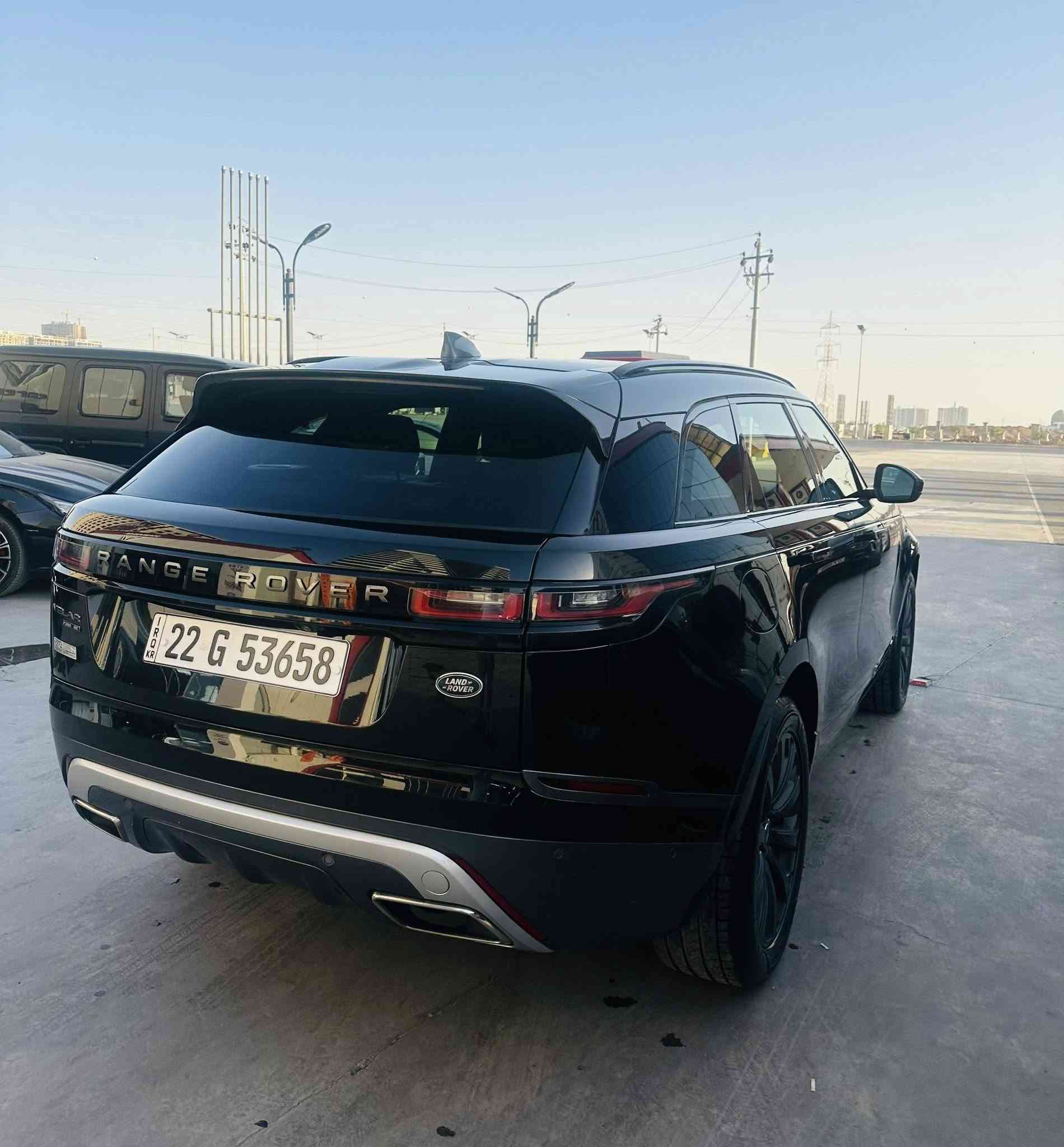 رانج روفر فيلار 2018
R داينمك 6 سلندر   فول اعلى موصفات 
صفر اربيل شركة العصام
ماشية 41الف ميل 
مبدل بيها باب السايق والخلفة اصلي بالوكالة اربيل،
بدون صبغ بدون بارد بدون ملاحضات
سياره على وضع الشركة ما مفتوح بيها اي شي.
السعر 325$
للتواصل ***********
