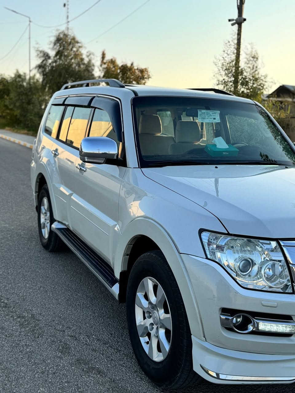 السلام عليكم باجيرو 2015
حبتور فول واحد  على واحد 
بصمة  
ماشية 114 حقيقي 
تخم تاير
حدادية 
منضومة بانزين وادامة 
معالجة طسة ورشة المفتاح الحديث 
رقم بغداد الماني 
(السعر 187
***********
