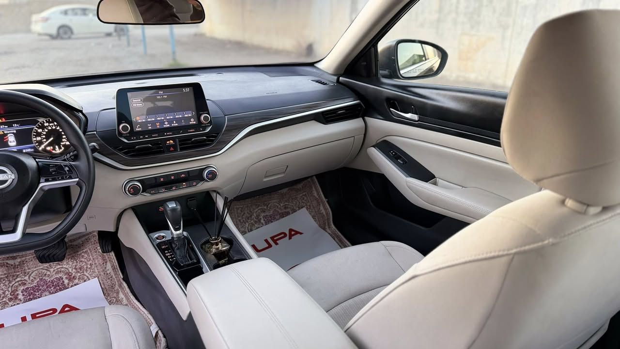 ‎‏﷽

***********

‎ $149   تلكة هيج النظافة بهيج السعر بلاش بلاش
‎نظافة السيارة ١٠٠/١٠٠

‎❇️ ❇️
‎سيارة  كلـش كلش  جديدة لوك 
‎ونظيفة  وحلوة وكل كل جسمها بشرط✔️

2025 𝐍𝐈𝐒𝐒𝐀𝐍-. ALTIMA SV

‎نيسان التيما موديل : 2025
داخل بيجي

بدون صبغ
بدون تبديل
كير محرك بشرط
تو ويل
‎اللون : اسود
ماشي فقط 15 الف
‎حجم المحرك : 2.5L ( 4,سلندر )
‎ ☑️🔚 

‎بدون دواخل%
 
‎المواصفات :.SV
 :
‎بصمة ابواب 
‎‏‎بصمة تشغيل
‎‏‎شاشة كبير
‎دشبول ديجيتال
‎‏‎كاميرا
‎اوتو ستارات : 𝐀𝐔𝐓𝐎 𝐒𝐓𝐀𝐑𝐃
‎اوتو ستوب : 𝐀𝐔𝐓𝐎 𝐒𝐓𝐎𝐏 
‎رادار امامي (تحديد مسار)
‎‏‎رادار جانبي (نقاط عمياء)
‎‏‎رادار خلفي (التحذير من الاصطدام)
‎‏‎حساسات جانبي 
‎‏‎حساسات خلفي 
‎نظام : 𝐀𝐔𝐓𝐎 
‎نظام :  𝐄𝐂𝐎
‎نظام : 𝐒𝐏𝐎𝐑𝐓
‎نظام :𝐒𝐇𝐎𝐖
سماعة
‎تحكيمات ستيرين
‎كشن كهربائي
‎تبريد مركزي
‎لايتات 𝐋𝐄𝐃 لید زينون بيلادي
‎بكلايتات 𝐋𝐄𝐃 لید بيلادى 
‎ويل كروم

‎‏‎تفاصيل اكثر الاتصال علی ارقام التاليه 

‎‏ WhatsApp -

☎️***********
‎ ‏ ‏‎‏
‎عنوان📍سليمانية

‎السيارة بدون رقم يترقم فقط شيمالي
