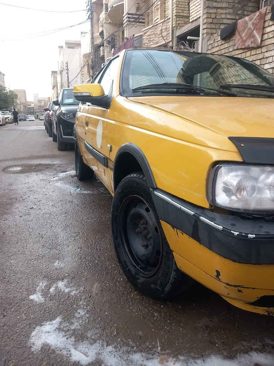 السلام عليكم
بيجو glx2012 
السيارة خير من الله 
گير مكفول مكينة متنقص كهربائيات خير من الله راديتر جديد مروحة جديدة نوزلات جديدة حدادية صدر خلفي امامي تخم بولبرنات جديد السيارة نواقصها قليلة جاهزة للشغل رقم عمارة سنوية تنتهي بل ٢٠٢٧ 
السعر ٢٠$ وبيها مجال مكاني بغداد البلديات 
***********
