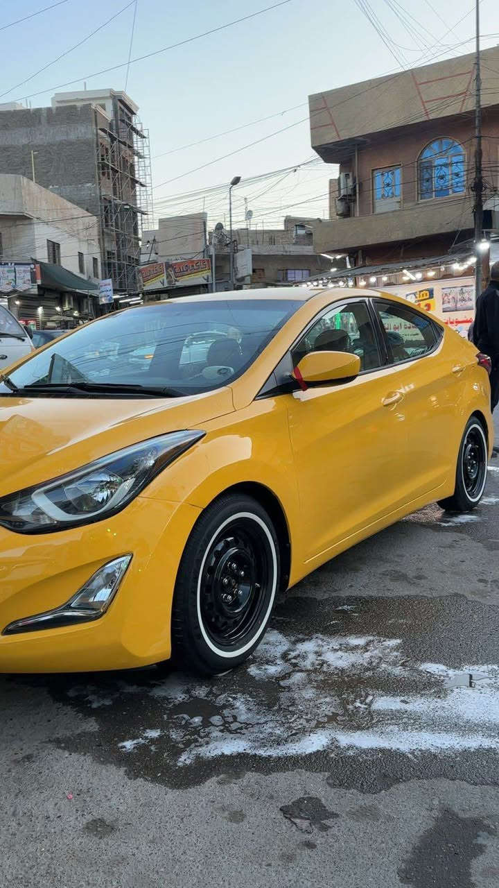 السلام عليكم للبيع فقط ✅
النترا 2014 سياره جديده جدا  مكينه 1800 دوش سياره عليها ادامه كامله مابيها اي نقص حته صبغتها جديده رقم وهزه وسنويه جدد باسمي شرط التحويل مصفره هيأه وغرامه كير مكينه تبرد شرط حادثها خشم الجاملغ الخلفي فقط فقط شاصي لغد كفاله 
السعر 112 ورقه وبيها مجال بسيط 
مكاني اعظميه 
اتصال فقط *********** Colombo, Sri Lanka
