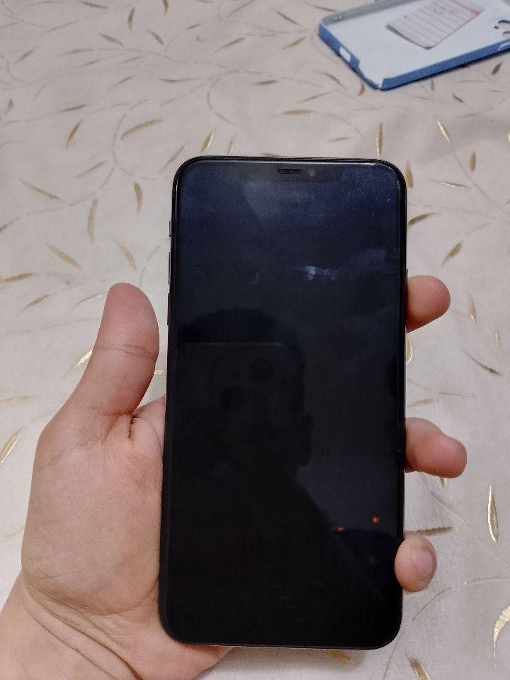 سلام عليكم أيفون 11ابروماكس الجهاز كلشي مابي ا الجهاز كلش نضيف كلشي ممبدل بي 
بطارية 82
ذاكرته 256
السعر425
وبي مجال بصيط
رقم***********
