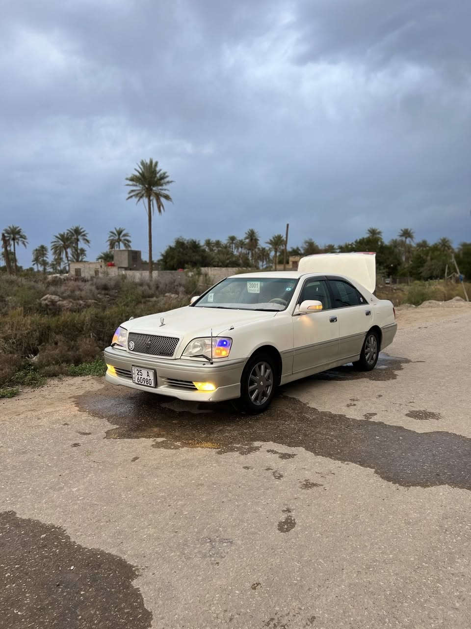 للبيع ملكه 3دكم سيارهً حلوه مكينه سي 9نضيفه 2001 رقم كركوك  مشروع وطني    بسمي مداور ثاني يوم وين ميعجبك مكفوله من لكص ونقل مكان سياره غماس سعر 137بيه مجال….رقم الهاتف***********
