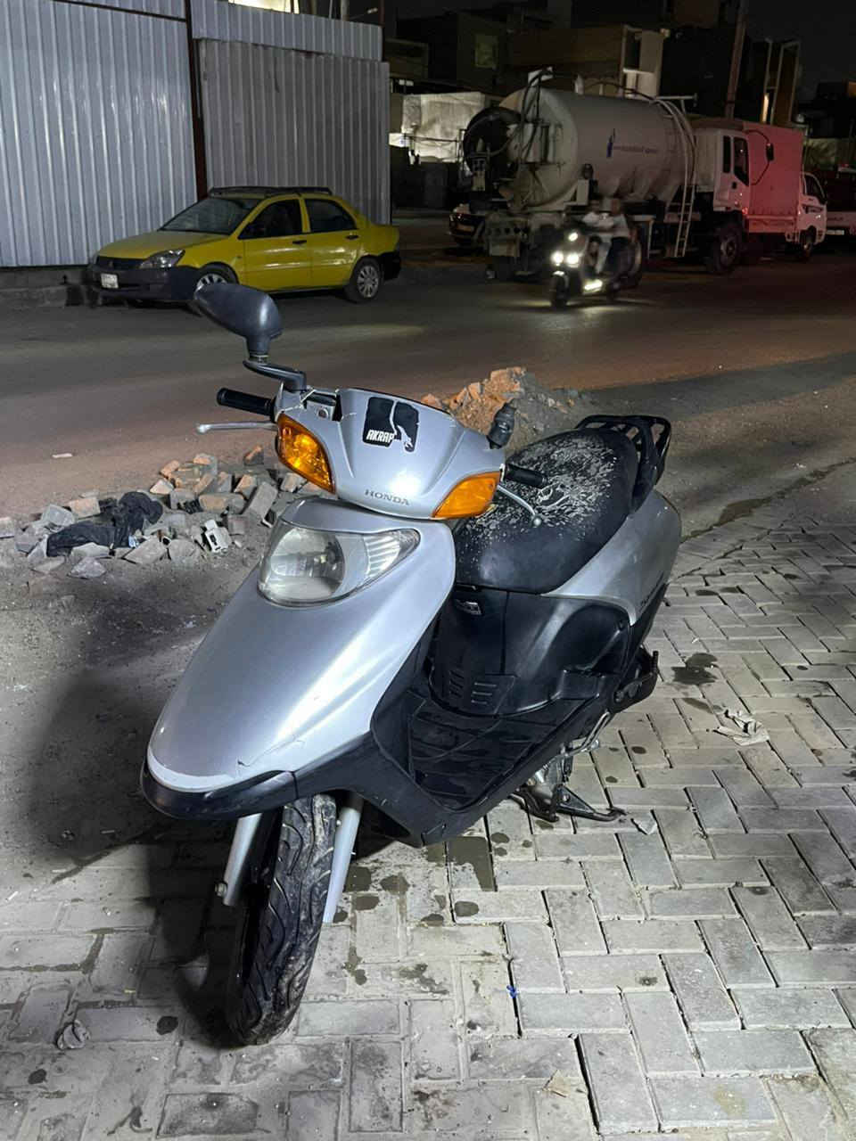 سلام وعليكم سبيسي للبيع ياباني
سعر 400 بيهة مجال بسيط شراي يخابرني

عنواني بغداد مدينه 
***********
