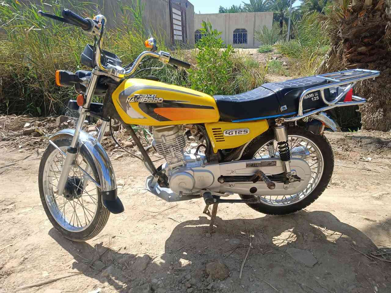 دراجه نامه  كلك دراجه نضيفه كلش اريد اراوسها بستوته مكاني بالمجد العنده ستوته يجني خاص ونلتفق اويخابرني علئ هاذا الرقم ***********
