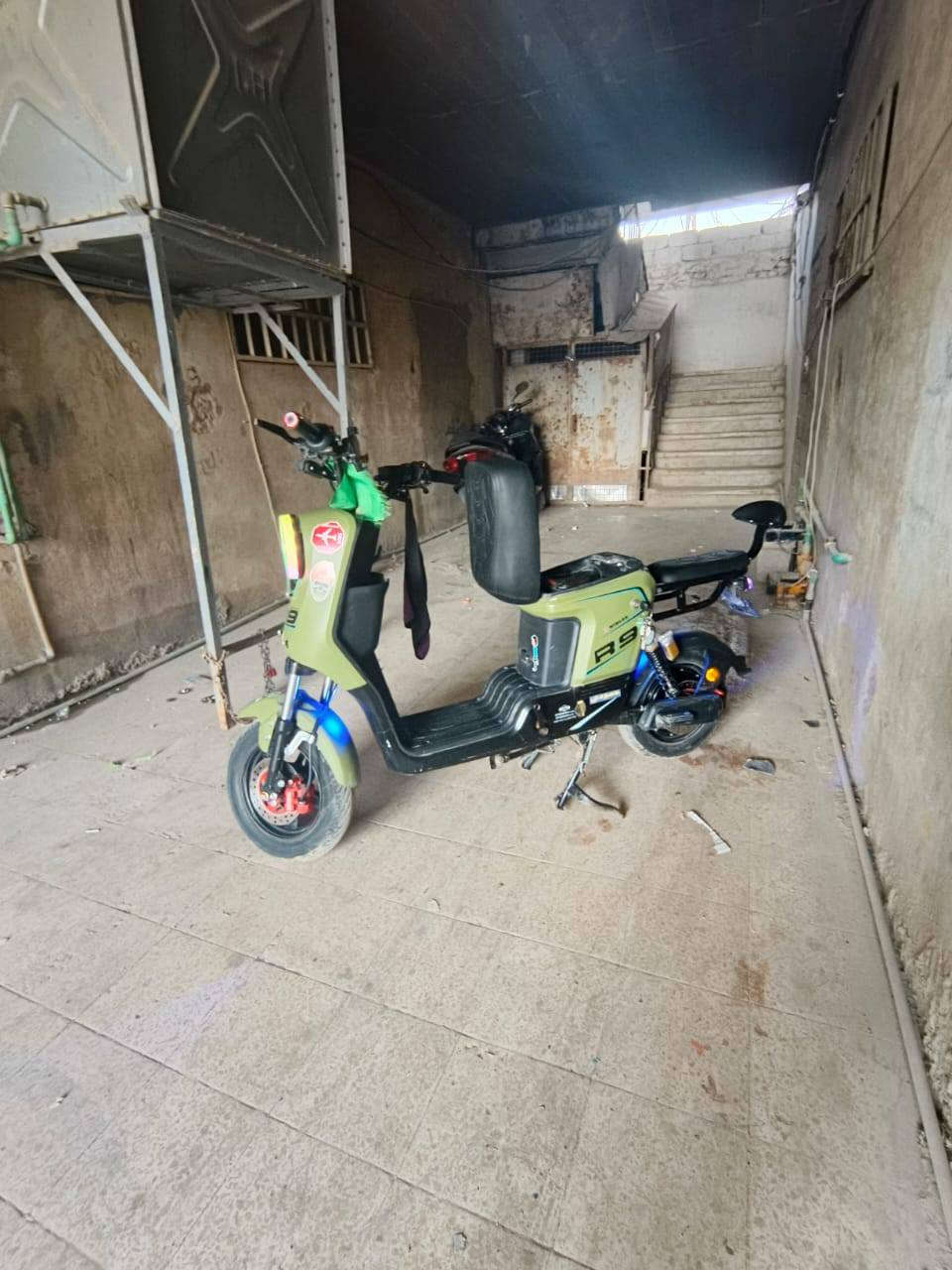 السلام عليكم
دراجه R9 ونلي موديل 24 للبيع ***********
