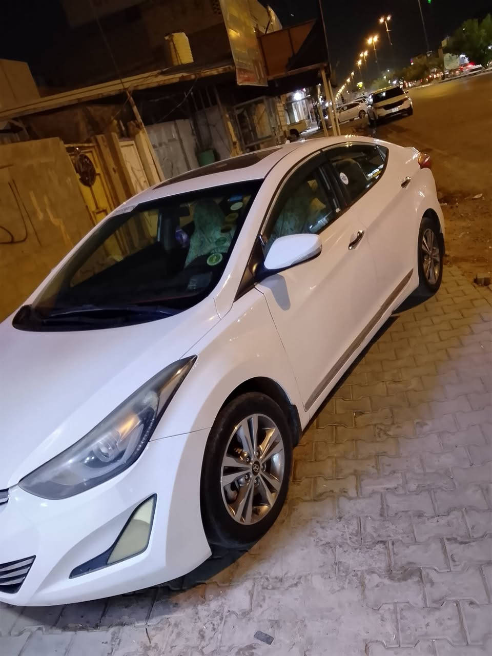 زالنترا موديل 15 خليجي رقم انكليزي بااسمي سياره جاهزه بيه ٣ قطع السع105 للتواصل ***********
