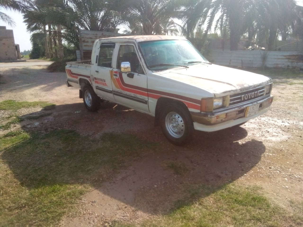 السلام عليكم بيكم للبيع 87 رقم بغداد مشروع وطني شرط التحويل محرك 3 واي جير 5 شاصي مقفول سعر 45 بها مجال ***********
