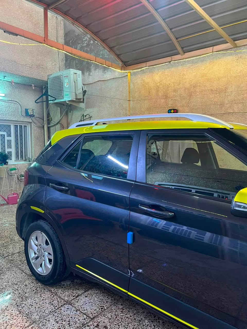 هونداي فينو 2021
Hyundai Venue special two colors 
هونداي فينو… موديل 2021 
فول  عدا فتحه السقف  
بصمه .. تحكم رادارات 
صبغ فقط ربع  جاملغ الايسر شبر من البند رقم اربيل سياره هزه بعدها مساقطه 
مكفوله محرك وكير  السعر 115$ وبيها مجال 
تلفون 
 ***********
