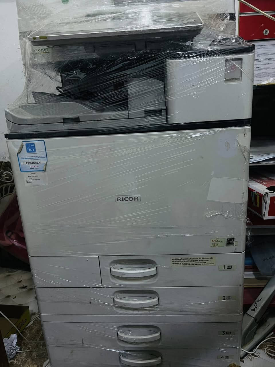 طابعة ريكو Mp c4503 تسحب جميع احجام الورق
جديده مستعمله شي قليل جاهزه من كلشي 

الاستفسار على رقم تالي ***********

او مراسلة صفحه
طابعة للبيع
