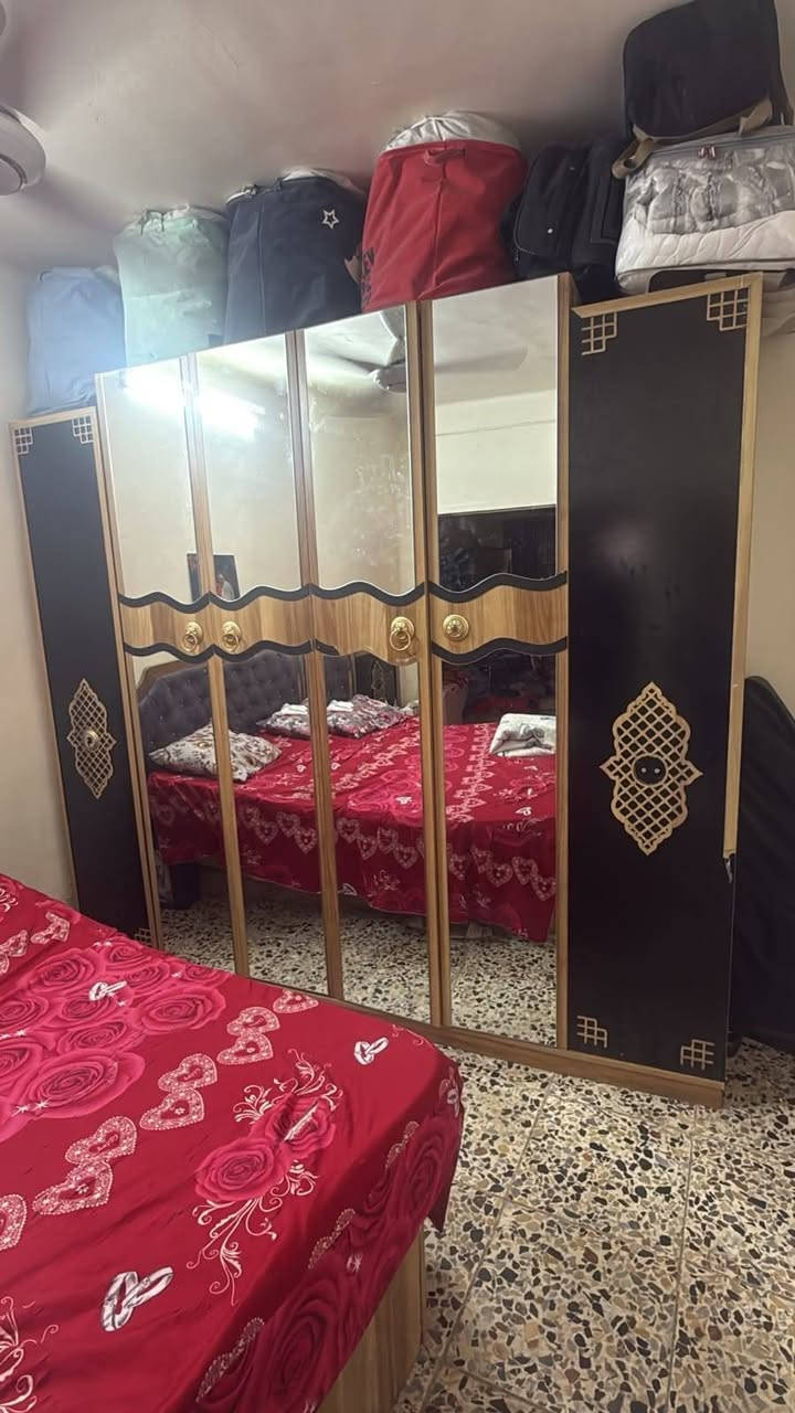 غرفه نوم تركيا نضيفه جدا سعر 425الف عنوان بغداد الحريه رقم بي وتساب فقط ***********
