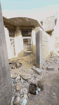 ل بيع هيكل شارع سيده نرجس مقابيل حي عباس ربعا بيت عن شارع زوار مساحه 156 متر يبعد عن ايمام ٣ كيلو  و يبعد عن جعفر صادق كيلون فقط سعر 210  بيه مجال اتصل على رقم ***********
