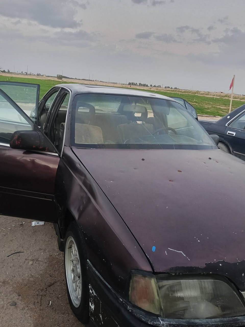 اوبل اوميكا موديل 92 رقم ألماني نجف  السنويه  منتهيه كير عادي المحرك  بيه ضعف ابيع كوم حديد الشرعي بنجف مكان السياره البصرة الزبير السعر 12 ورقه  ***********
