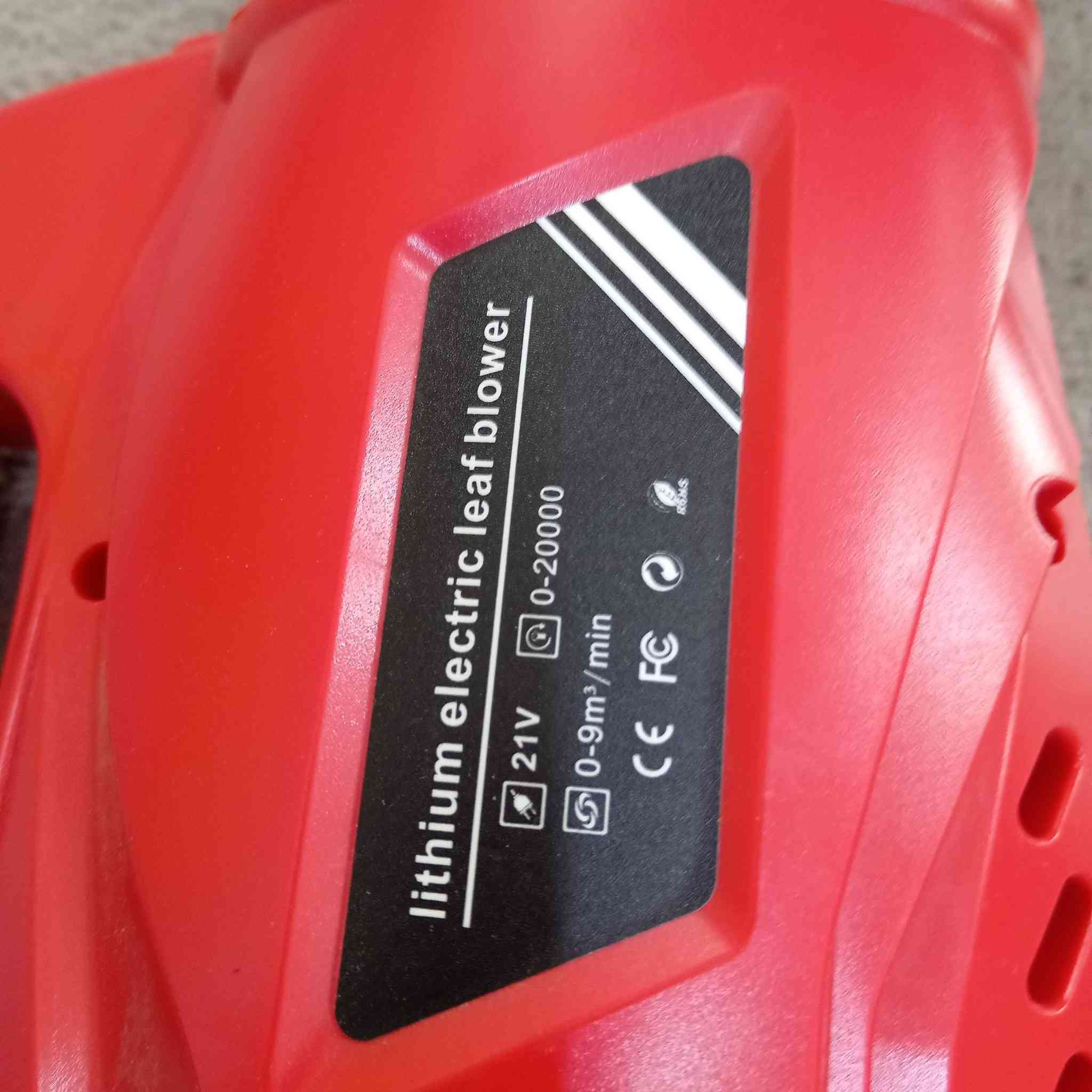 بلاور شحن ٣ أمبير ١٢ فولت قوه الدفع كلش قوي الي ٦ درجات ماركه اصليه جديد لوك للاستفسار عل الخاص اخوان


**إذا كنت صاحب هذا الإعلان وتريد حذفه لأي سبب، رجاءا أرسل رسالة إلى الدعم الفني**