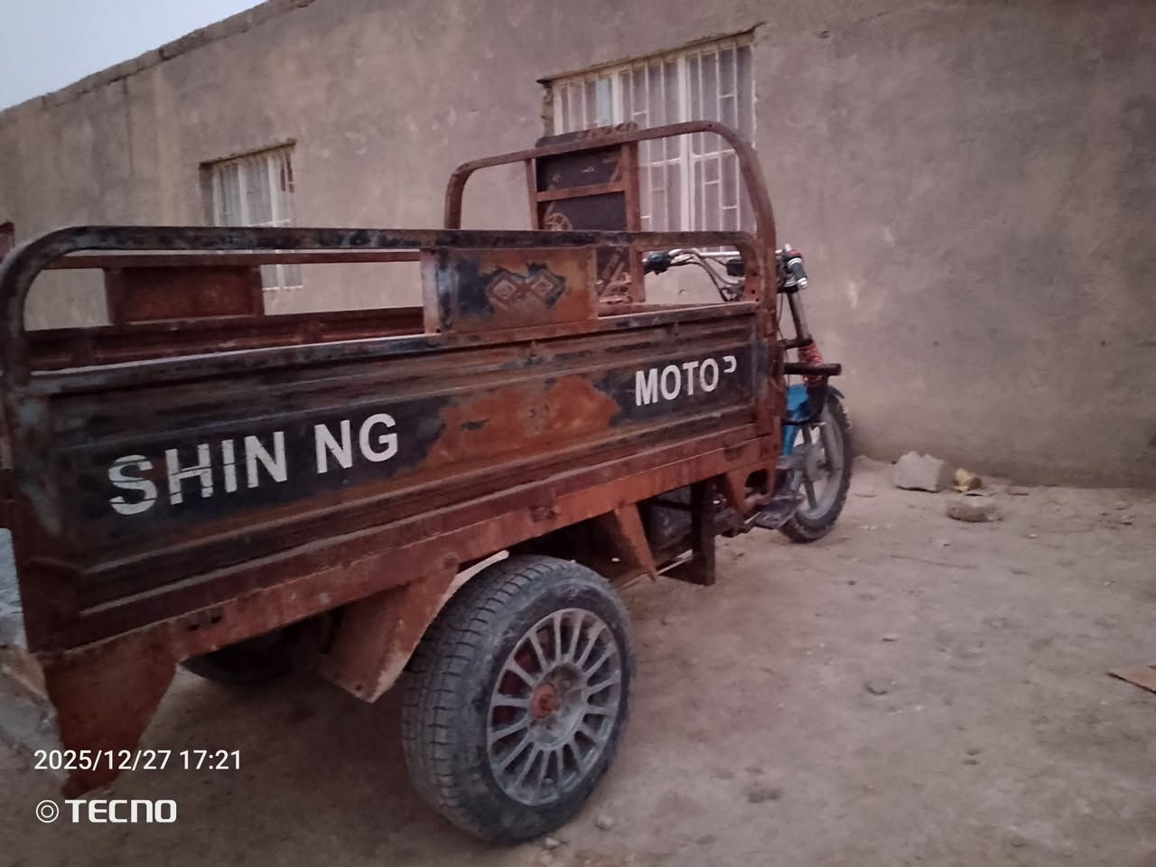 اسـلام عليكم ستوته جمره موديل 11 المكان الناصريه قرب الحولي سعـره( مليون) وبيها مجال والستفسار علا الرقم ☜***********
