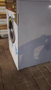 بسم الله غسالة اسويدي غسل عصر سنكل فيز 35 كيلو الاستفسار اتصل ابو تبار...