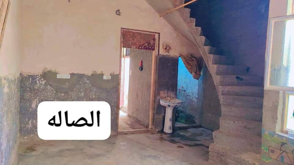 بيع مستعجل 🔥🔥
بيت 100 متر للبيع 
طابق واحد بناء حديث صب  طابوق نهروان شارع 10 
حي النداء  منطقة 84 شريط الموظفين قرب شارع 60 العرضي الثاني 
بدون كاشي ولا بورك 
السعر 65وبي مجال قليل


**إذا كنت صاحب هذا الإعلان وتريد حذفه لأي سبب، رجاءا أرسل رسالة إلى الدعم الفني**