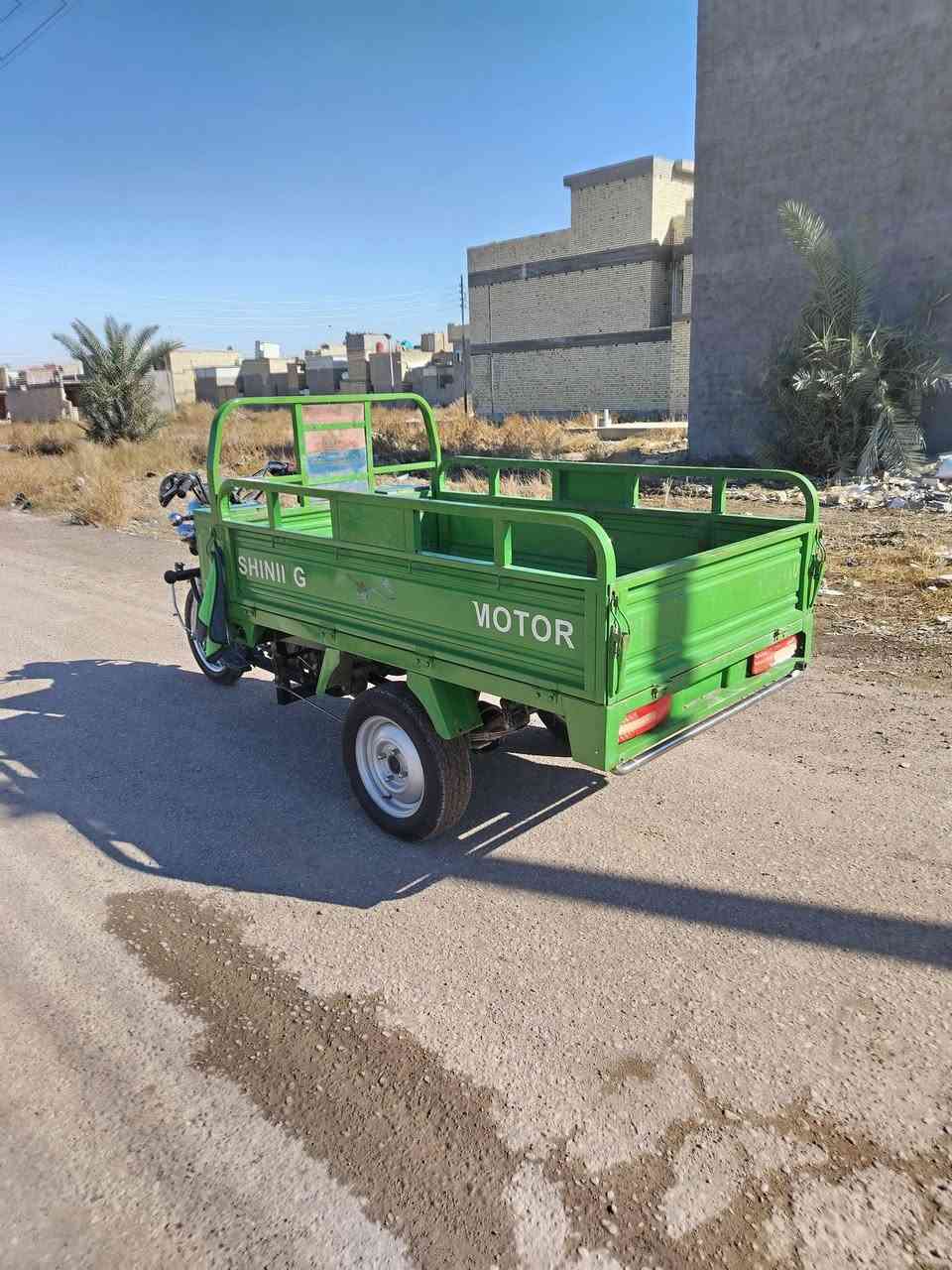 السلام عليكم جمره للبيع موديل 2021 مكينه 22 ستوته كفاله عامه جديده اوراق اصوليه تايرات جدد كهربائيات كلها شغاله السعر 1800 وبيها مجال مكان بغداد البياع رقم  ***********
