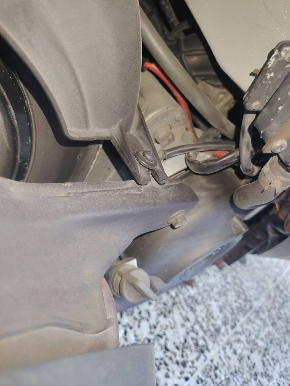 سلام عليكم دراجه بريز رمبه مكفوله كفاله عامه جيب فيتر وتعال السعر 850 الف بيه مجال بسيط
***********
