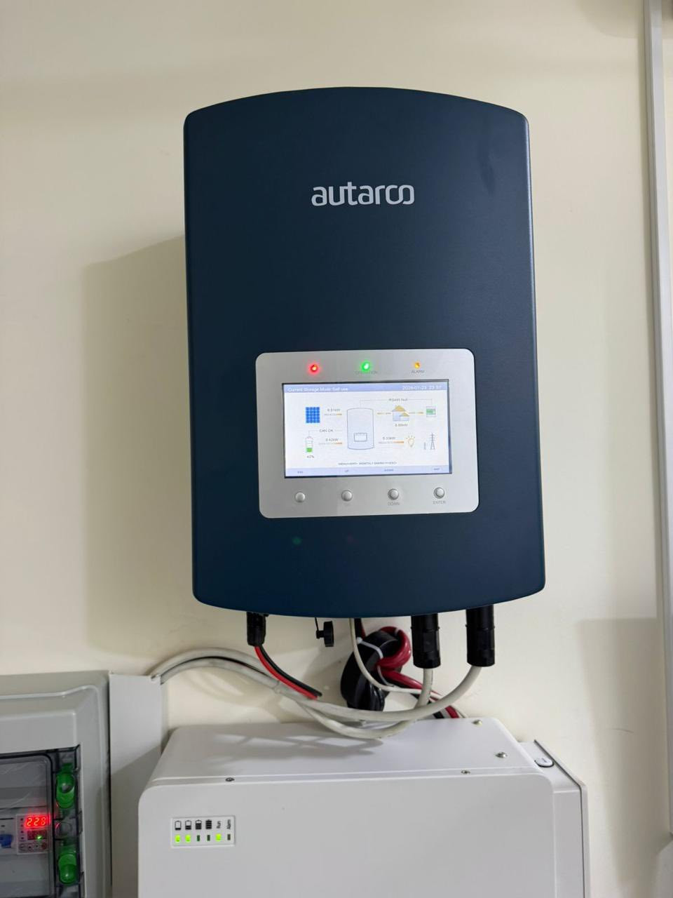 مستمرون… ليلًا ونهارًا 🌙☀️
صيفًا وشتاءً بتنصيب منظومات الطاقة الشمسية

ونوفّر بطاريات SOLUNA الأصلية
🔋 عمر تشغيلي طويل
🔋 8000 دورة
🔋 حماية عالية IP65
🔋 ضمان وصيانة حقيقية

نشتغل بكل الأوقات حتى نوفرلك
طاقة نظيفة، مستقرة، ومضمونة ⚡

📍 العنوان: كوت – الخاچية – شارع 40
📞 موبايل:
***********
***********
