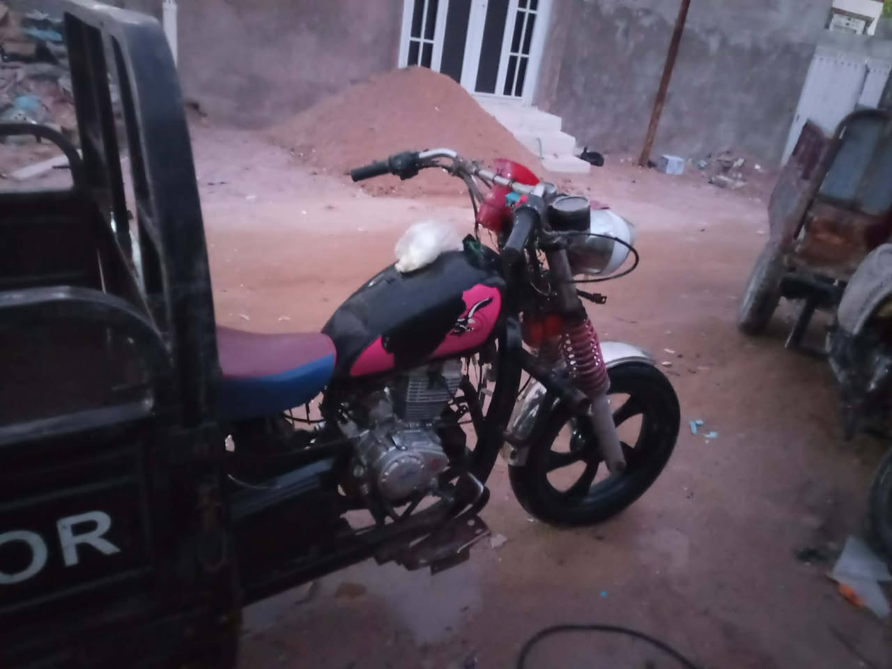 ستوت جمره مكان النجف سعره 650وبه مجال بصيط *********** موديل ،22 عوزه بستم بس ماعندي خاص متواجد بس على الخط
