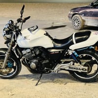 CB400 • موديل ٢٠٠٠ • ماشي ١٩ الف