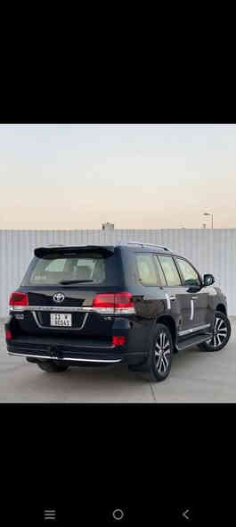 لاندكروزر موديل ٢٠١٩ ساز ماشية ٨٠ الف مكفولة من الضربة والصبغ مغلفة بي بي اف السعر ٥٥ الف دولار للأتصال على الرقم ***********
