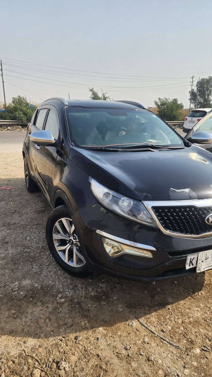 سلام عليكم مرخصت صاحب الكروب المحترم البيع كيه سبورتج 2016بانزين سياره فول مواصفات من عده الفتحه سياره اصوليه  راعيهه مسافر ابيع واقع حال سياره كير مكينه بعدهن واضع شركه بيع او مراوس حسب القناعه سعر خاص رجان المو شراي لايضل يراسل وشلع كلبي بيع نقد  مكان بغداد ***********
