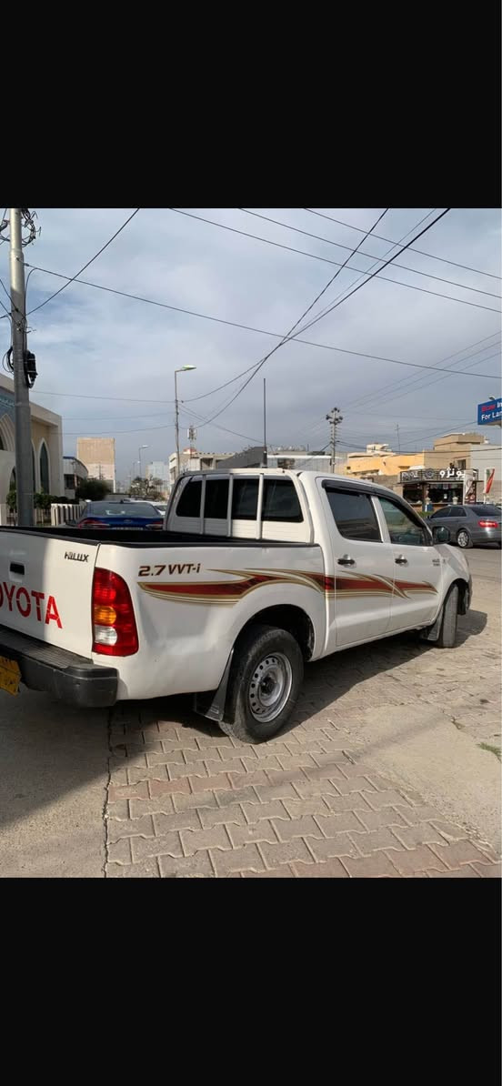 تۆیۆتا فەلاحی 
مۆدیل 2010 گێڕ عادی 
ناو ڕەساسی 
بەس بۆنیت سبوغ 
بێ ژوورێ بێ ئێڕباگ 
مەکینە نەکرایتەوە 
ڕۆیشتن 390 هەزار کم 
ڕەقەم هەولێر سەنەوی کۆنە 

نرخ  ۱٥۰مجال
***********واتسب أربيل, العراق
