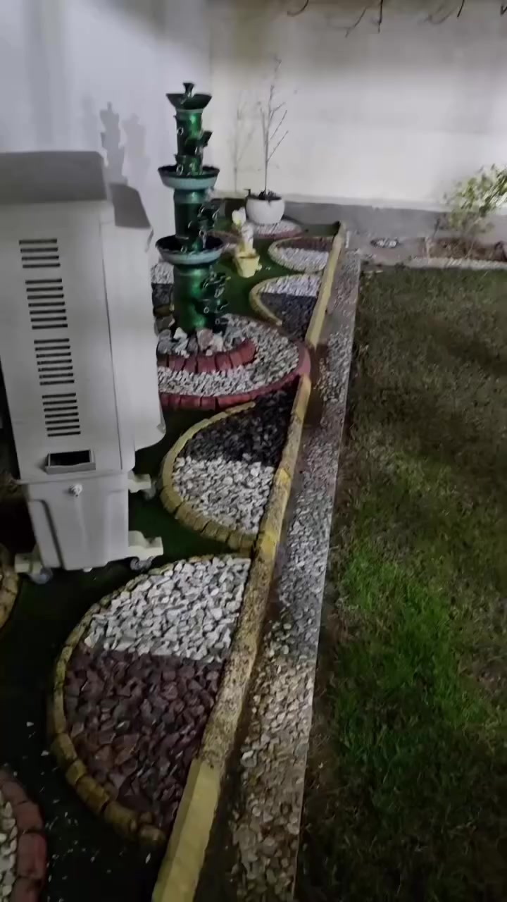 كوشات وبدلات روز

شارع صولونات مقابل شركة اسيا 

الحجز ***********
