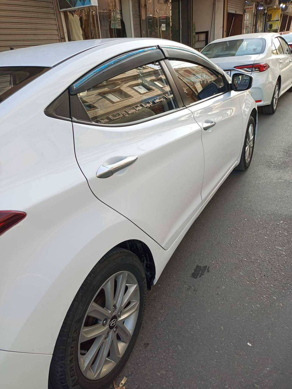 سلام عليكم النترا موديل 2015 سياره خير من الله مال بيت مكينه 1800 خليجي سياره تخبل رقم بغداد انكليزي بسمنه اريد مراوس شعندك نزل متواجد واتساب ***********
