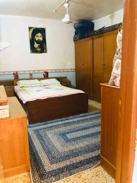 دار للبيع 210متر حي النصر على ساحه واجهه 10*21طابق واحد شيلمان نضيف جدا السعر 210 للاستفسار خاص أو الاتصال على الرقم ***********
